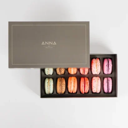 Custom Macaron Boxes